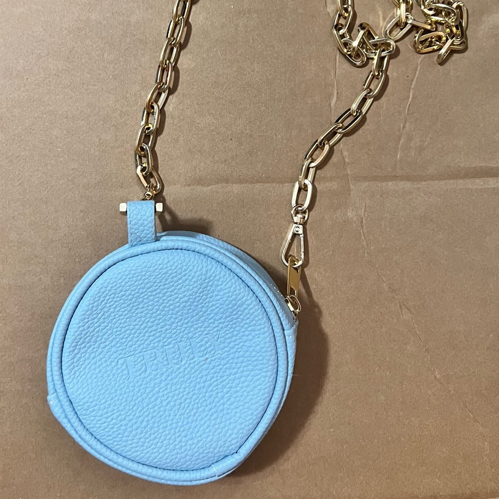 Truly Beauty crossbody bag